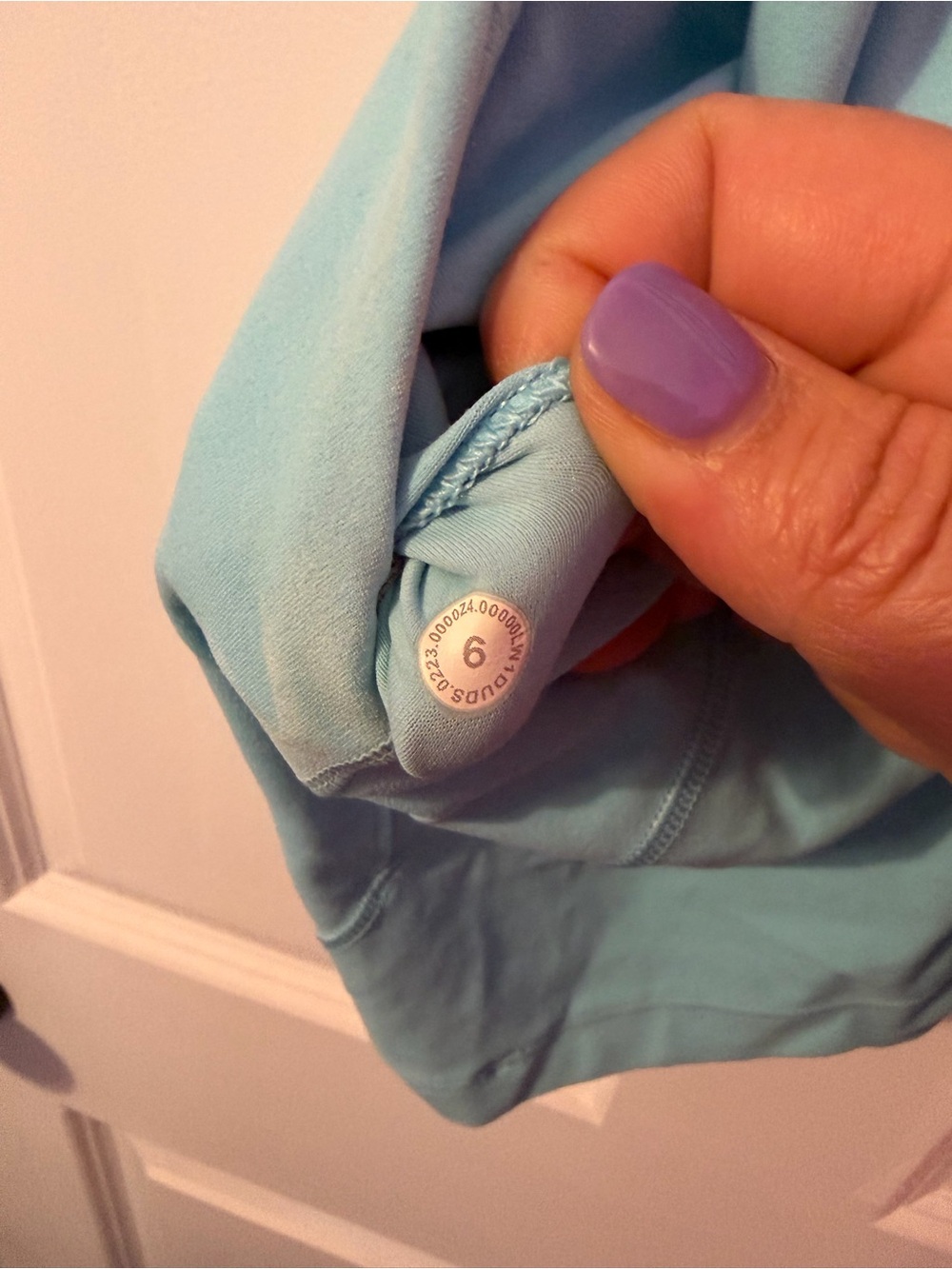 lululemon athletica light blue V-neck cropped tank - Picture 3 of 4
